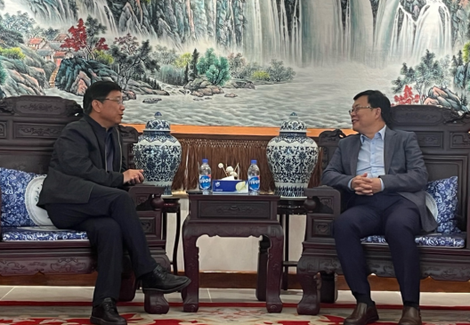 leyu·乐鱼资源王平卫董事长拜会周鼎大使